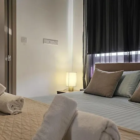 Digital Den * Lárnaca